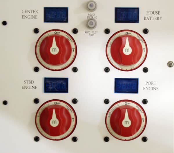 Blue Sea 6006 Mini ON-OFF Battery Switch